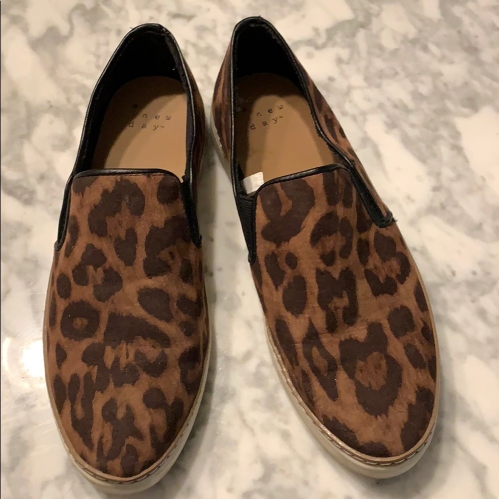 - Leopard slip on tennis shoes